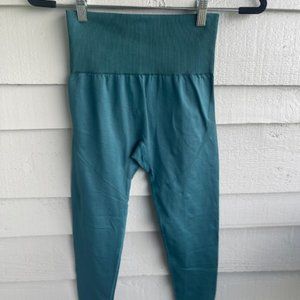 UNKNOWN ATHLEISURE LEGGINGS